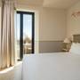 Горящие туры в отель Holiday Inn - 2
