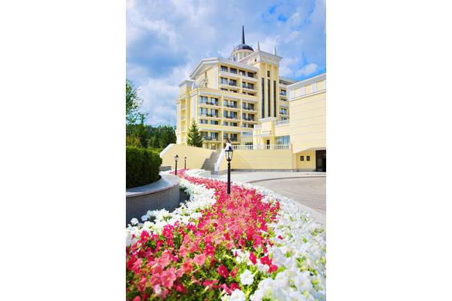 M’Istra’L Hotel & Spa