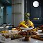 Горящие туры в отель Queen'S Court Hotel & Residence - 1