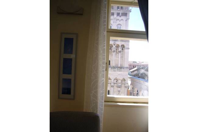 Олд Скуэ Хостел