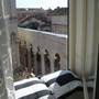 Горящие туры в отель Old Square Hostel  - 4
