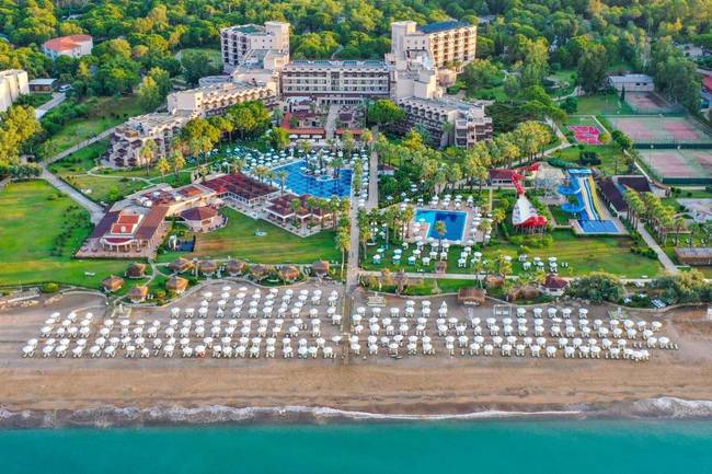 Кристал Тат Бич Гольф Ресорт энд Спа