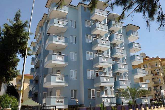 Лавиниа Апарт и Отель