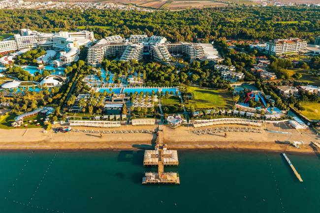 Сусеси Лакшири Ресорт