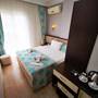 Горящие туры в отель Hotel Broken Column - 5