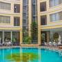 Горящие туры в отель Four Seasons Place - 1