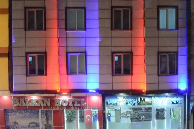 Балкан Отель