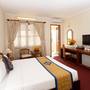 Горящие туры в отель Rex Hotel - 1