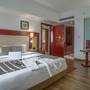 Горящие туры в отель Sarovar Portico - 1