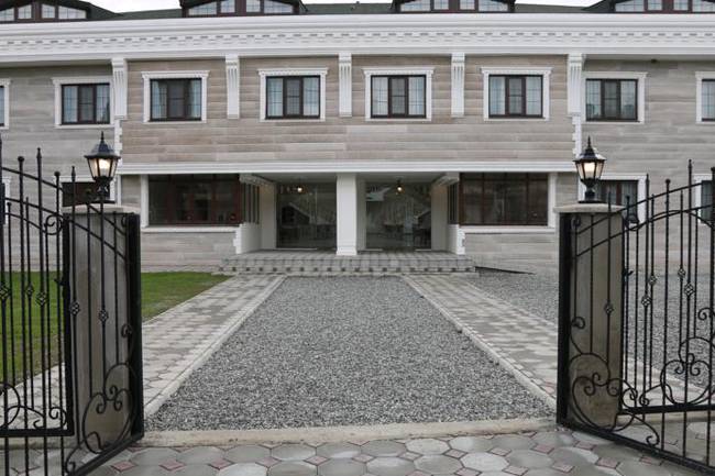 Лукете Гуест Хаус
