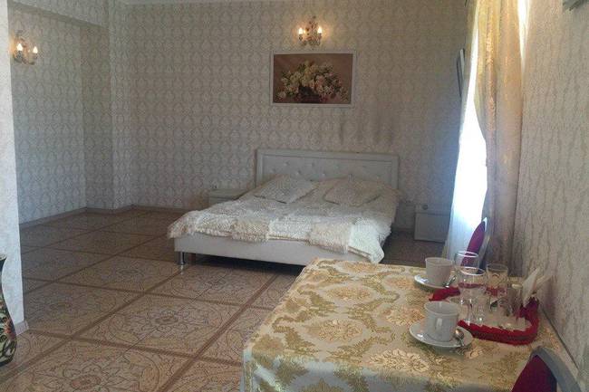 Инн Метсенат
