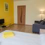 Горящие туры в отель Yellow Rooms on Podmoskovny Boulevard - 4