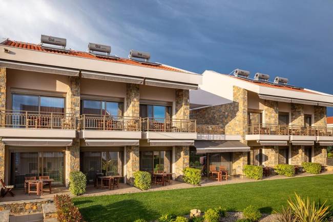 Роялты Съютс