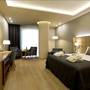 Горящие туры в отель Holiday Inn - 2
