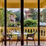 Горящие туры в отель De Mandarin Beach Resort Suites & Villas, Candolim - 3