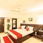 Горящие туры в отель OYO Rooms Majestic KG Road - 3