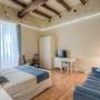 Горящие туры в отель Tano's Boutique Guesthouse - 2