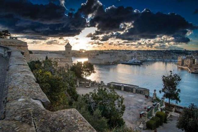Волета Харбор Вью Апартмент