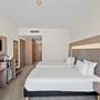 Горящие туры в отель Novotel World Trade Centre Dubai - 1