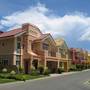 Горящие туры в отель Crown Regency Suites Mactan - 6