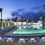 Горящие туры в отель Hari Club Beach Resort - 1