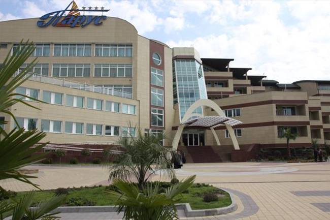 ГK Парус (главный корпус)