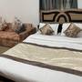 Горящие туры в отель Aarvi Guest House - 1