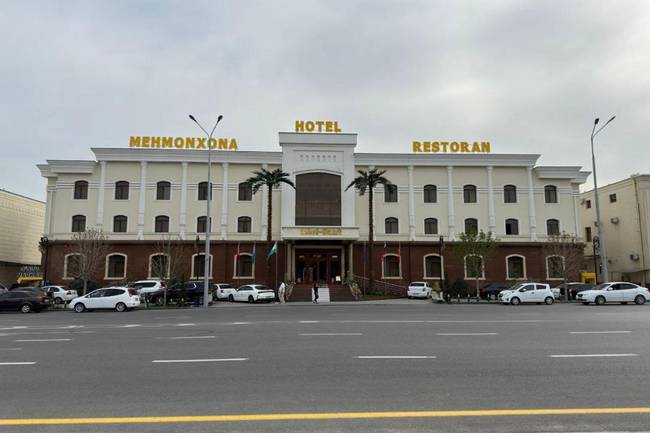 Зилол Бакст Отель