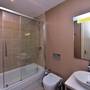 Горящие туры в отель Upsuites Hotel - 2