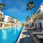 Горящие туры в отель La Rosa Waves Resort - 1