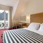 Горящие туры в отель Ramada Hotel & Suites - 4