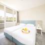 Горящие туры в отель Port 9 Island Resort - 4