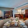 Горящие туры в отель Royal Continental Suites - 4