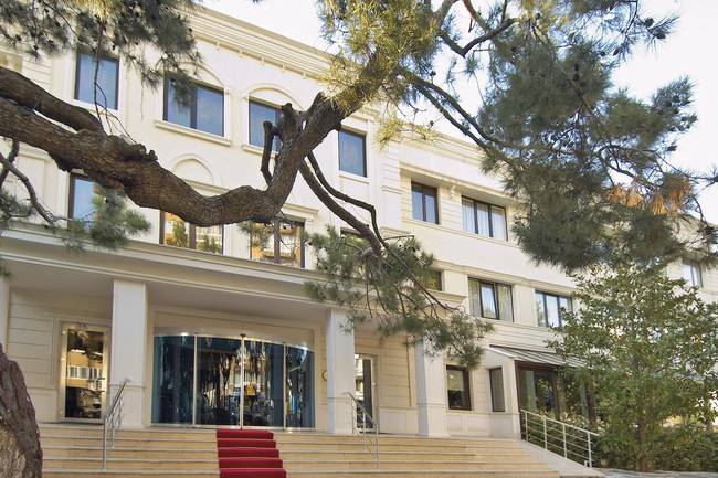 Гонлуферах Сермал