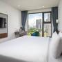 Горящие туры в отель Mangata Beachfront Hotel - 1