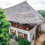 Горящие туры в отель La Fontana Restaurant & Bungalows - 1