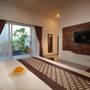Горящие туры в отель Bougainvillea Villa by Parigata - 1