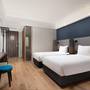 Горящие туры в отель Holiday Inn Express Sanya Bay - 4