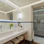 Горящие туры в отель H10 Universitat - 1