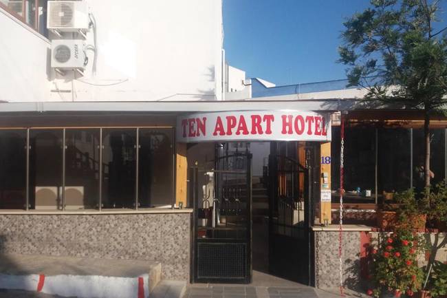 Тен Апартс