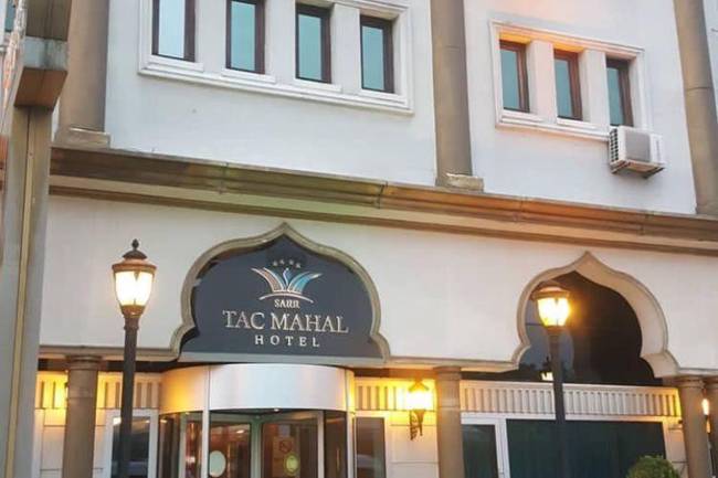 Сарр Так Махал Хотел